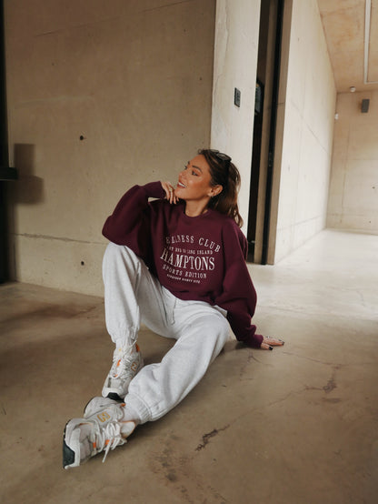 ‘HAMPTONS' EMBROIDERED CROPPED SWEATSHIRT