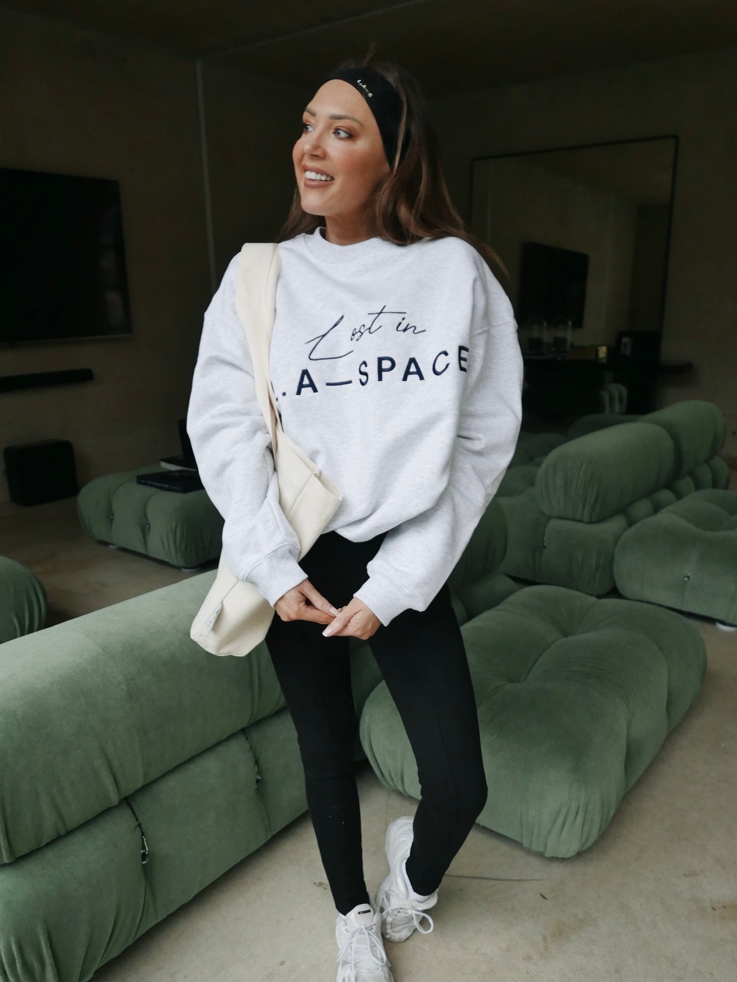 'LOST IN L.A-SPACE' EMBROIDERED SWEATSHIRT IN LIGHT GREY MARL