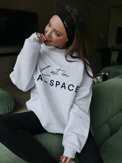 'LOST IN L.A-SPACE' EMBROIDERED SWEATSHIRT IN LIGHT GREY MARL